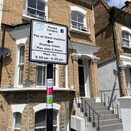 Contemporary Clapham Living Apartment London Ngoại thất bức ảnh