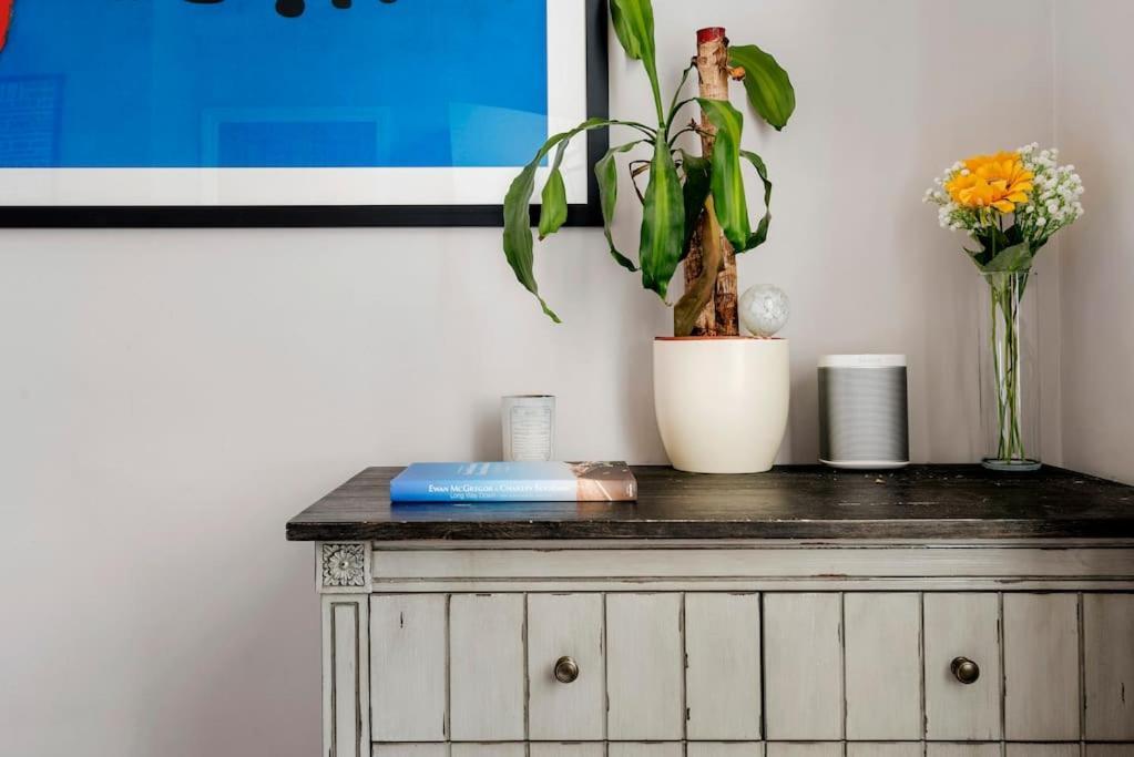 Contemporary Clapham Living Apartment London Ngoại thất bức ảnh